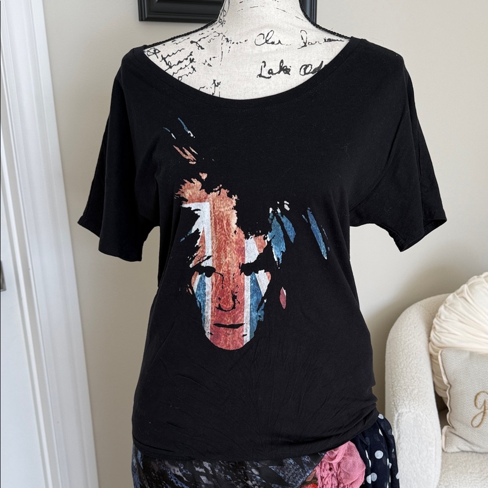 Black Graphic T-Shirt with Artistic Face Design- andy Warhol